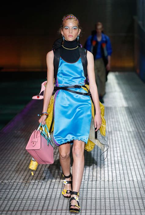 Prada Resort 2017 Runway Show 